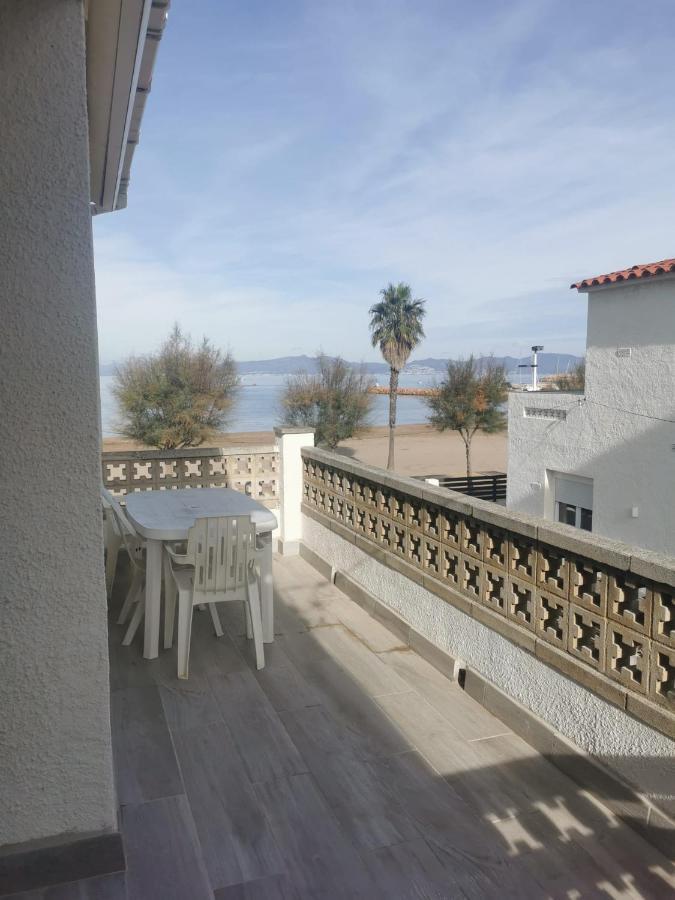 Apartamento En La Playa. Free Parking. Free Wifi L' Escala Zewnętrze zdjęcie
