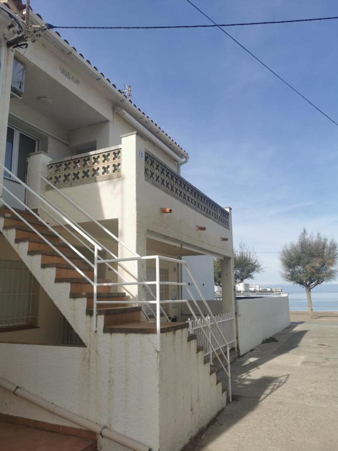 Apartamento En La Playa. Free Parking. Free Wifi L' Escala Zewnętrze zdjęcie
